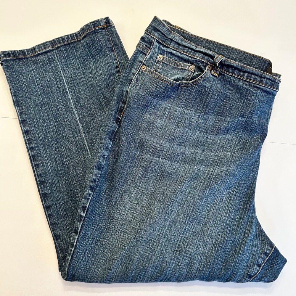 Venezia Petite Jeans Women's‎ Size 28 Bootcut Medium Wash Denim Comfort
